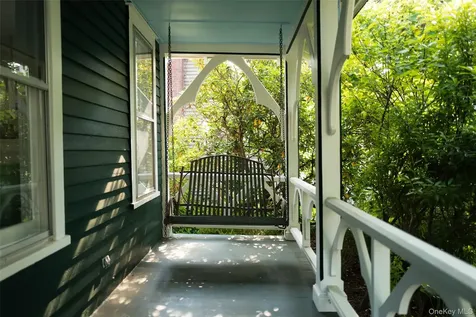 62 Livingston Street Rhinebeck NY 12572
