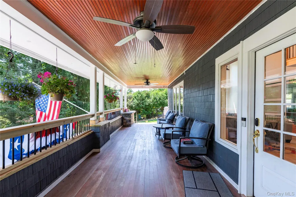 71 W Lake Boulevard Mahopac NY 10541