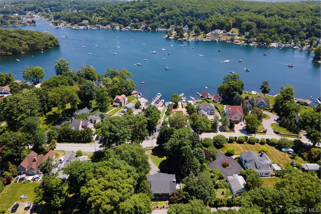 71 W Lake Boulevard Mahopac NY 10541
