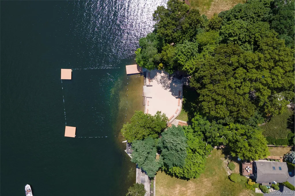 71 W Lake Boulevard Mahopac NY 10541