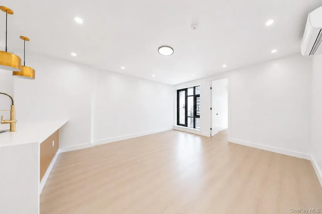 25 Goodwin Place Brooklyn NY 11221