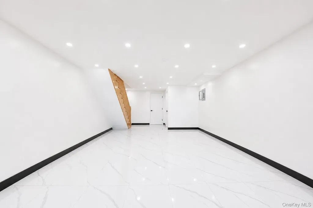 25 Goodwin Place Brooklyn NY 11221
