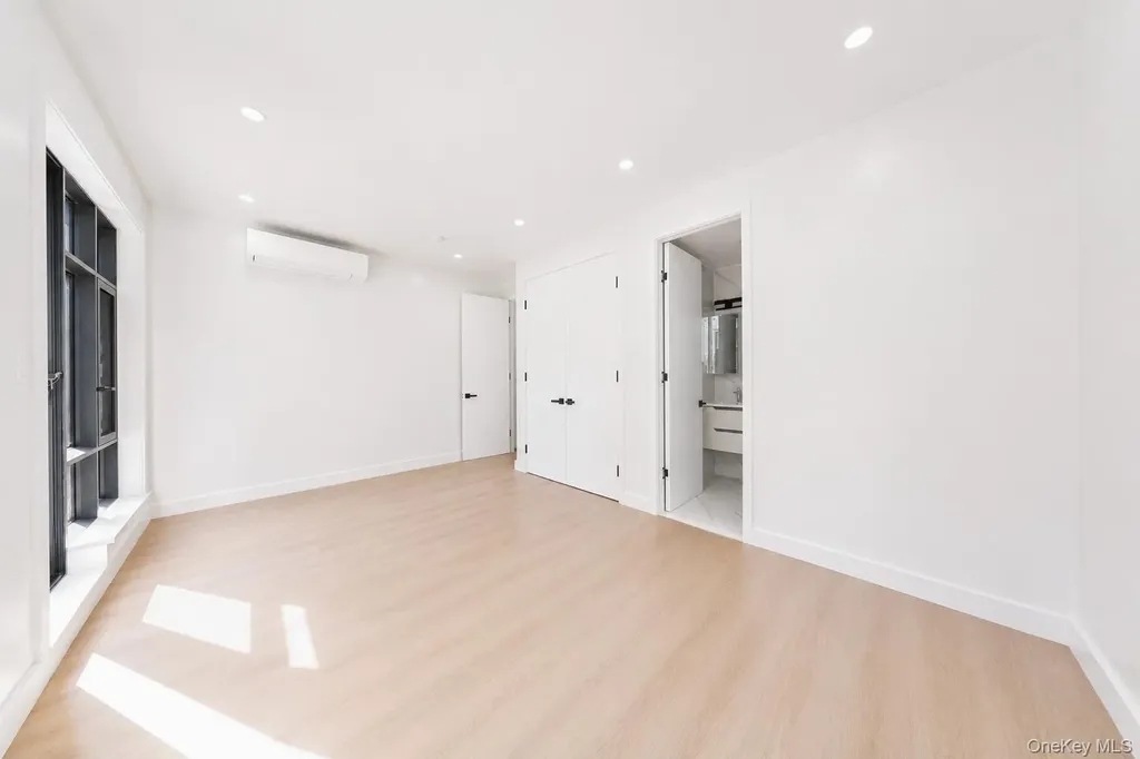25 Goodwin Place Brooklyn NY 11221