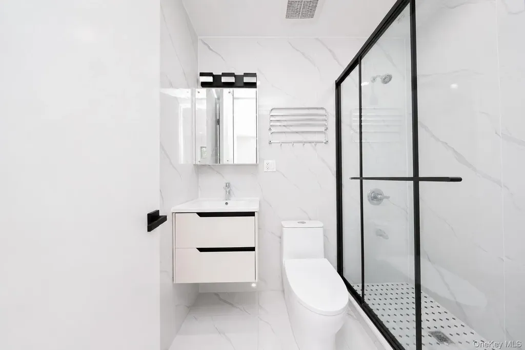 25 Goodwin Place Brooklyn NY 11221