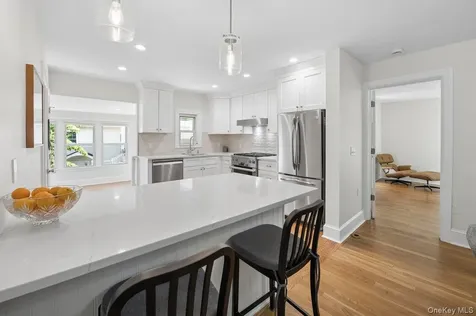 184 Farragut Avenue Hastings-on-hudson NY 10706