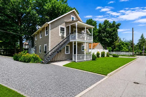 22 Locust Avenue Glen Head NY 11545
