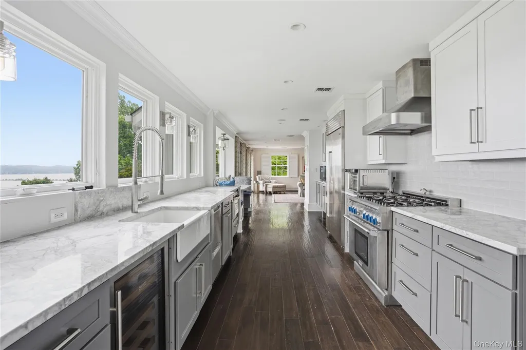 897 Route 9w S Nyack NY 10960