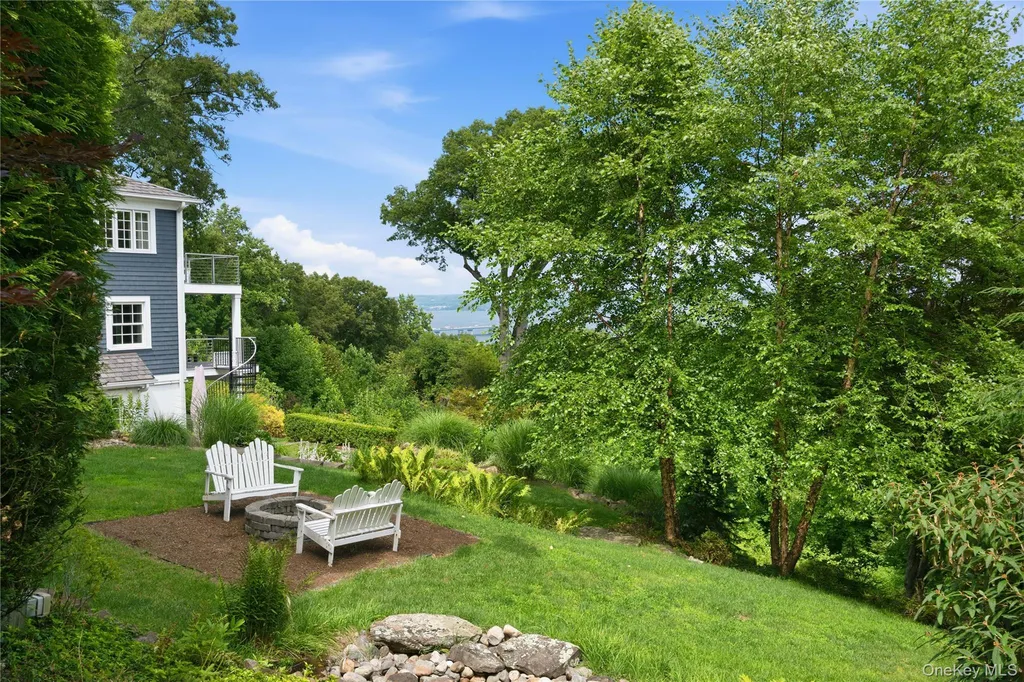 897 Route 9w S Nyack NY 10960
