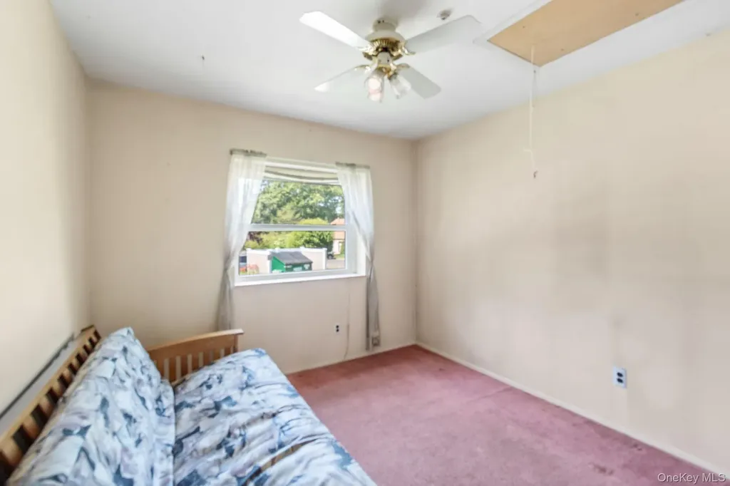 528 Lake Court Middle Island NY 11953