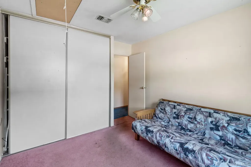 528 Lake Court Middle Island NY 11953