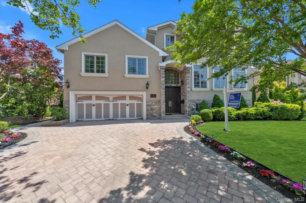 760 Hillcrest Place North Woodmere NY 11581