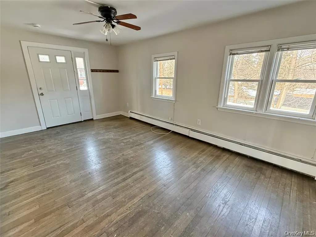 4 Riverview Avenue New Windsor NY 12553