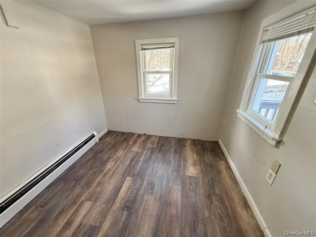 4 Riverview Avenue New Windsor NY 12553