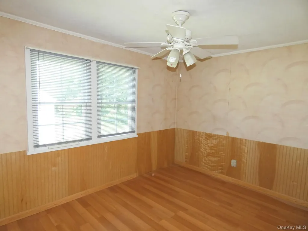 28 Hilltop Drive New Windsor NY 12553