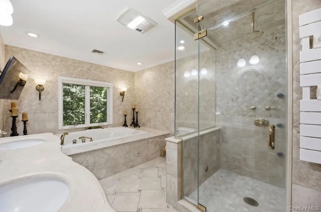 17 Nottingham Way Mahopac NY 10541