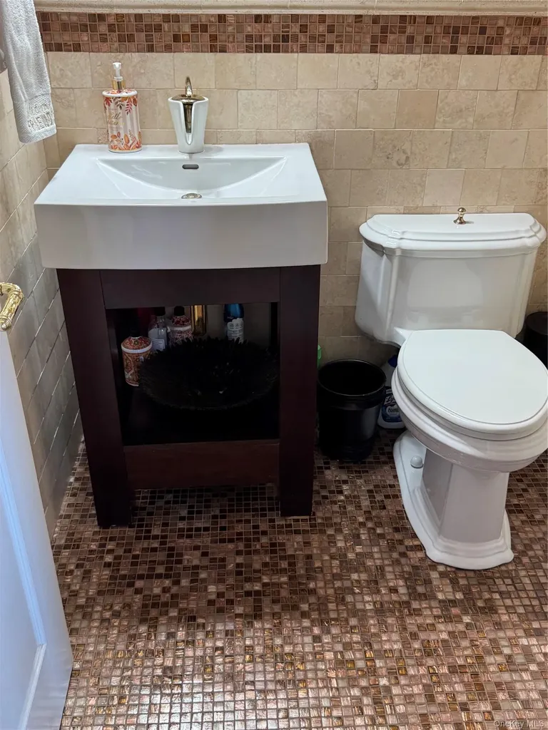 17 Nottingham Way Mahopac NY 10541