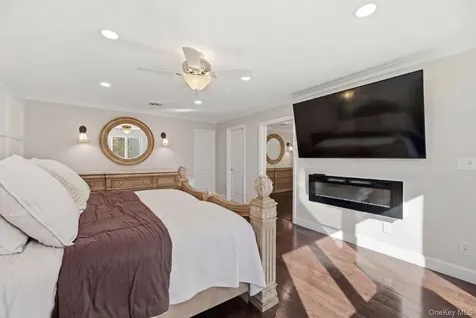 17 Nottingham Way Mahopac NY 10541