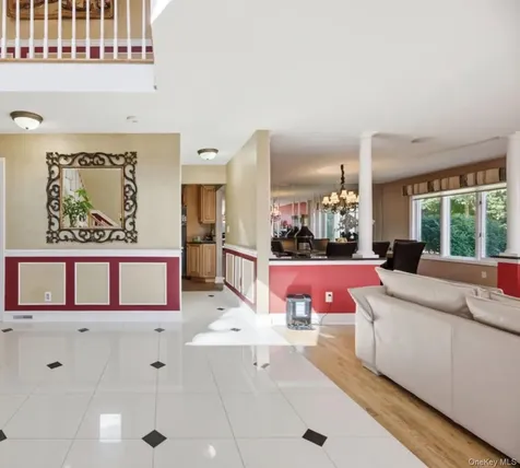 17 Nottingham Way Mahopac NY 10541