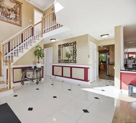 17 Nottingham Way Mahopac NY 10541
