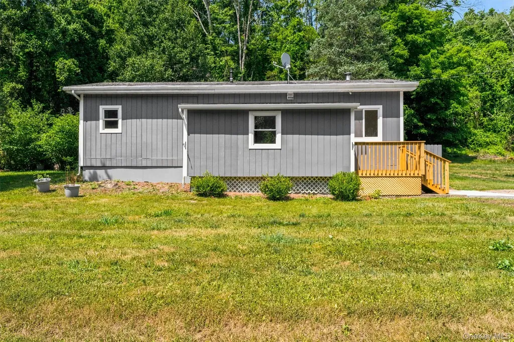 84 Dorn Road Lagrangeville NY 12540