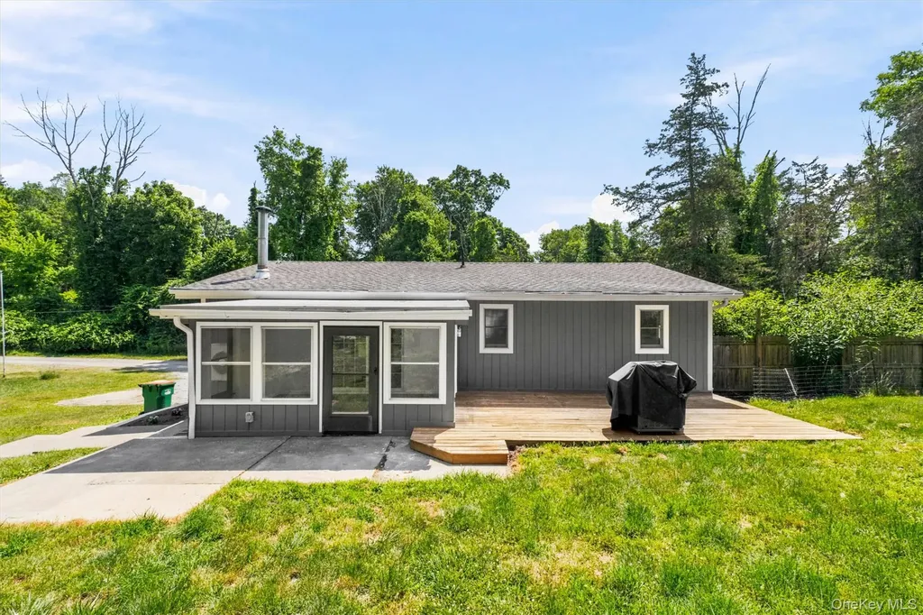 84 Dorn Road Lagrangeville NY 12540