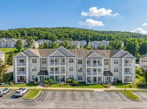 1317 Saratoga Lane Fishkill NY 12524