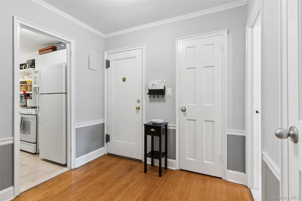 43 N Forest Avenue Rockville Centre NY 11570