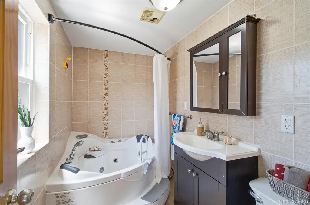 2934 161st Street Flushing NY 11358