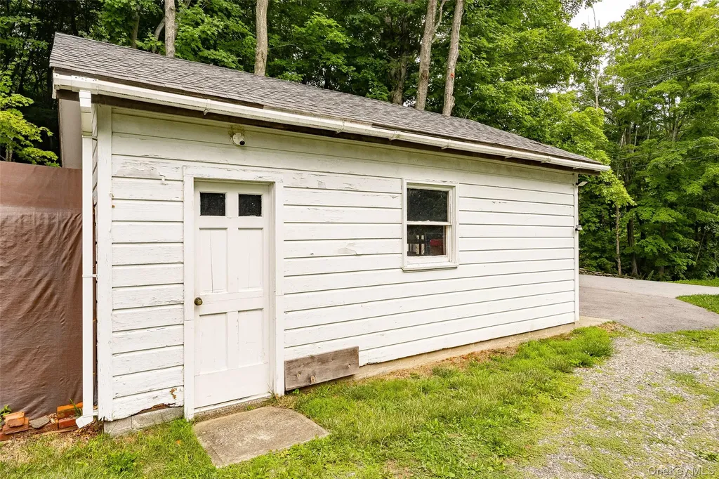 357 Pumpkin Lane Clinton Corners NY 12514