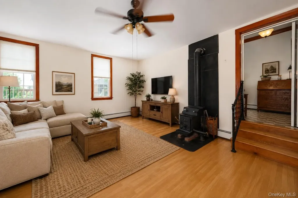 357 Pumpkin Lane Clinton Corners NY 12514
