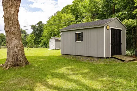 357 Pumpkin Lane Clinton Corners NY 12514