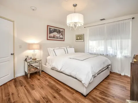 200 Carney Street Glen Cove NY 11542