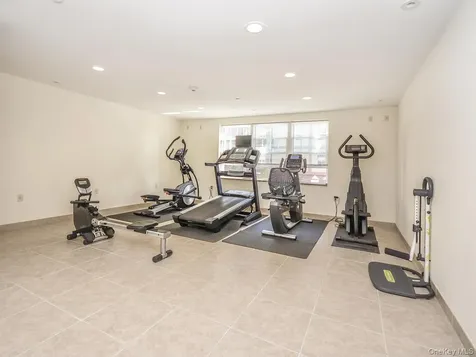 200 Carney Street Glen Cove NY 11542