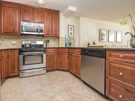 200 Carney Street Glen Cove NY 11542