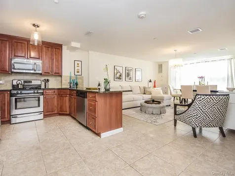 200 Carney Street Glen Cove NY 11542