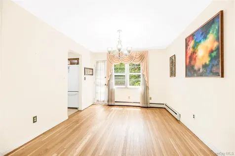 21 Pomander Drive White Plains NY 10607