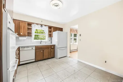 21 Pomander Drive White Plains NY 10607