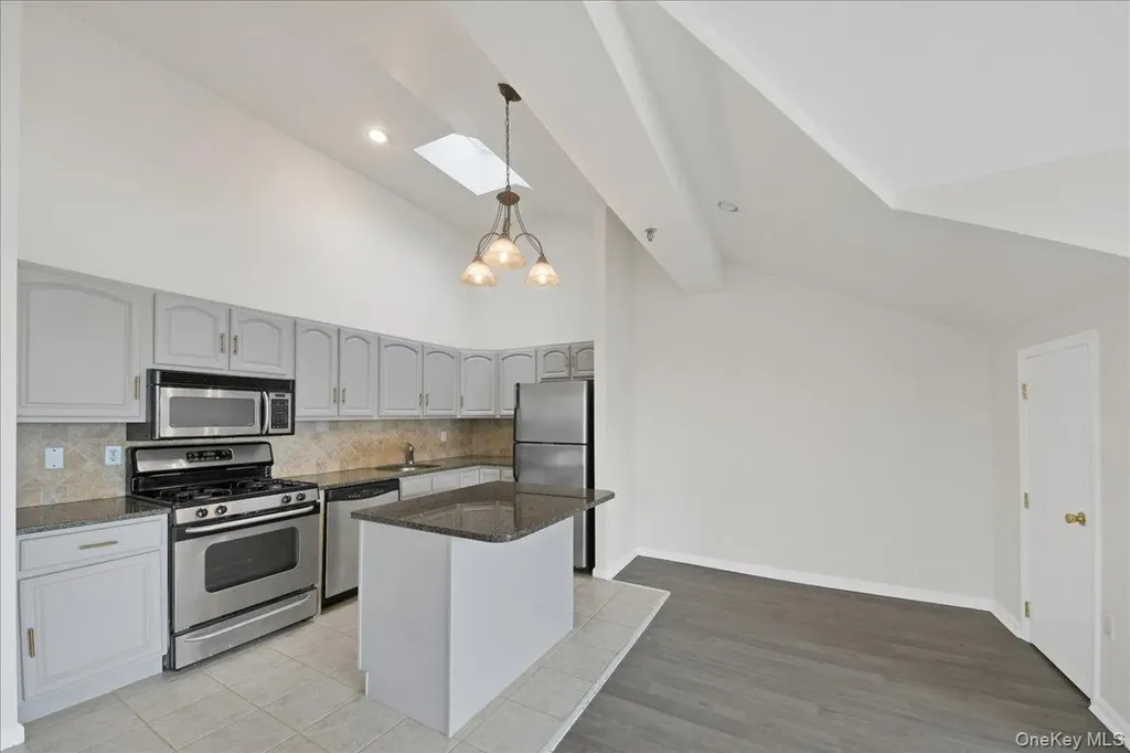 1424 Outlook Avenue Bronx NY 10465