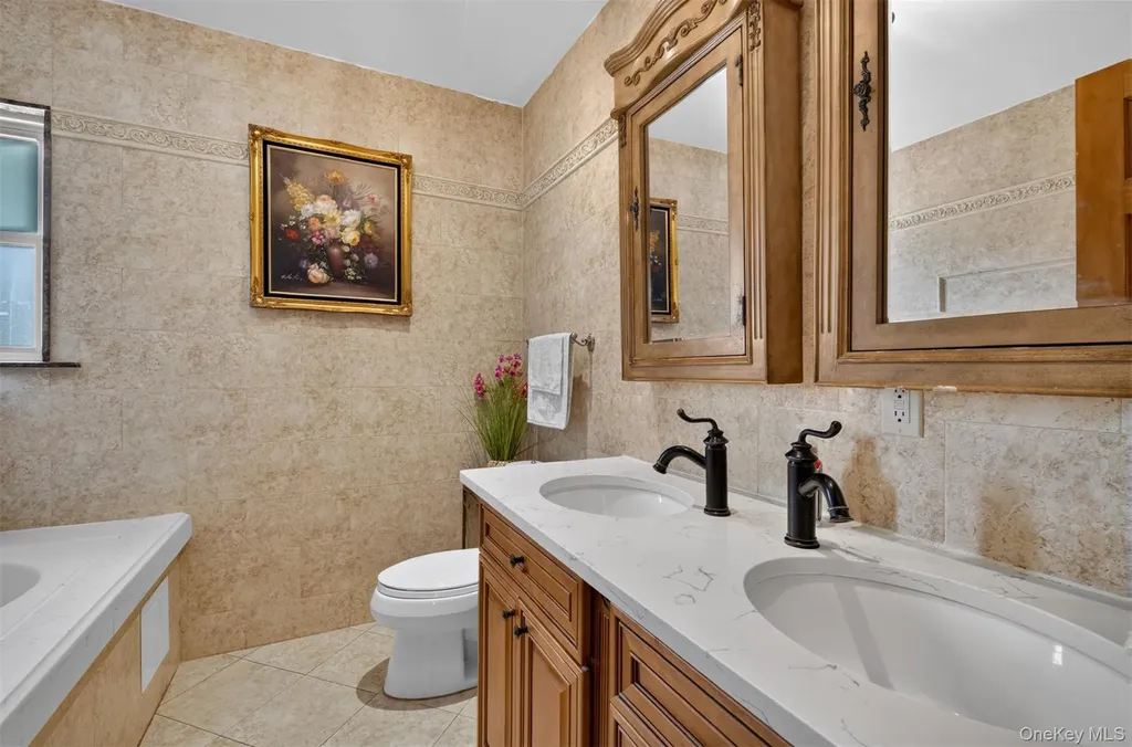 25-36 163rd Street Flushing NY 11358