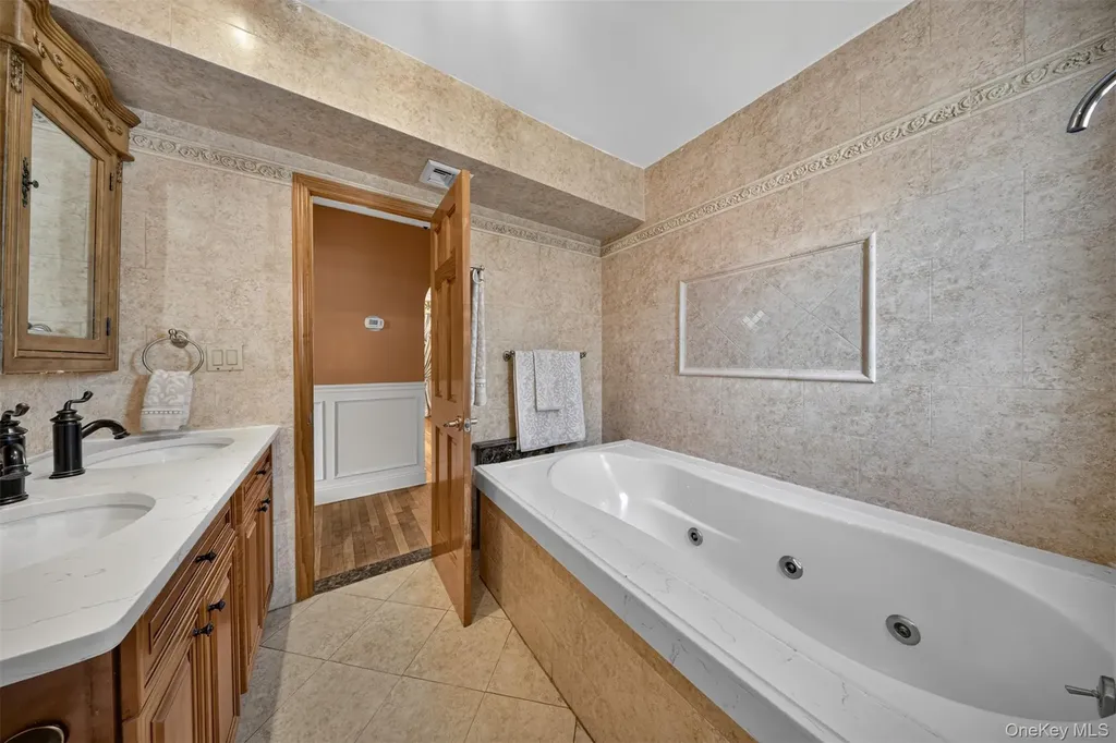 25-36 163rd Street Flushing NY 11358