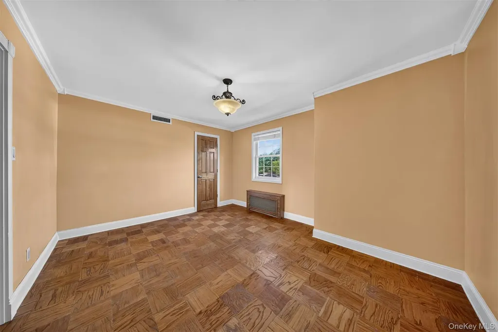 25-36 163rd Street Flushing NY 11358