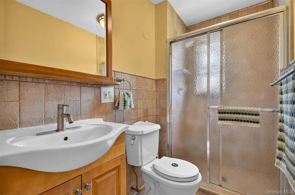 25-36 163rd Street Flushing NY 11358