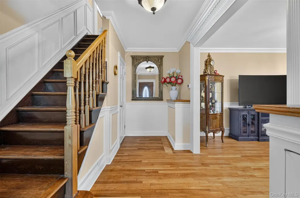25-36 163rd Street Flushing NY 11358