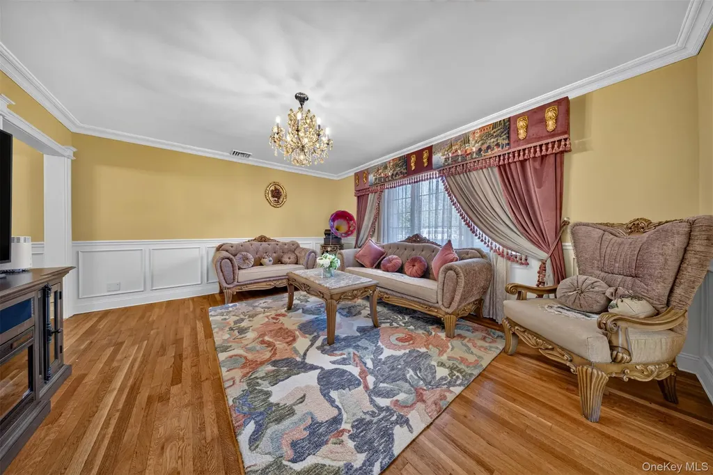 25-36 163rd Street Flushing NY 11358