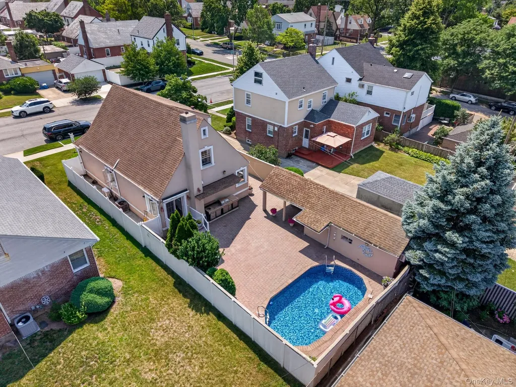 25-36 163rd Street Flushing NY 11358