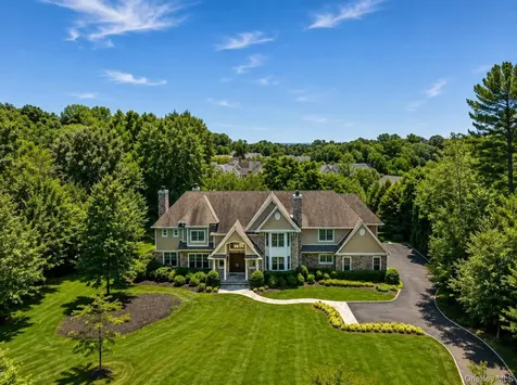 1 Bromley Court Muttontown NY 11791