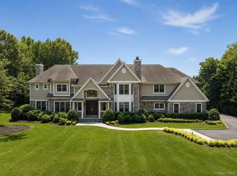 1 Bromley Court Muttontown NY 11791