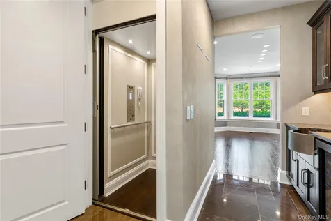 1 Bromley Court Muttontown NY 11791