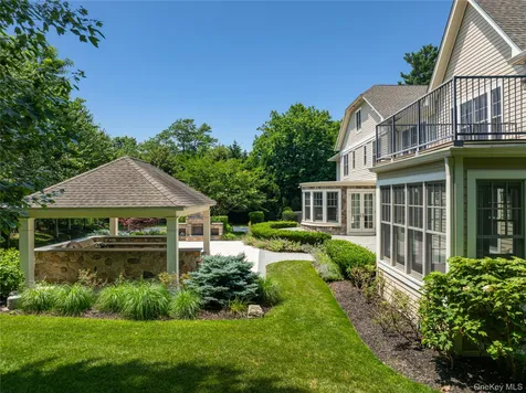 1 Bromley Court Muttontown NY 11791