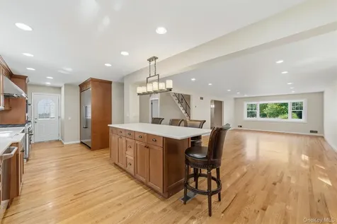 40 Sammis Lane White Plains NY 10605